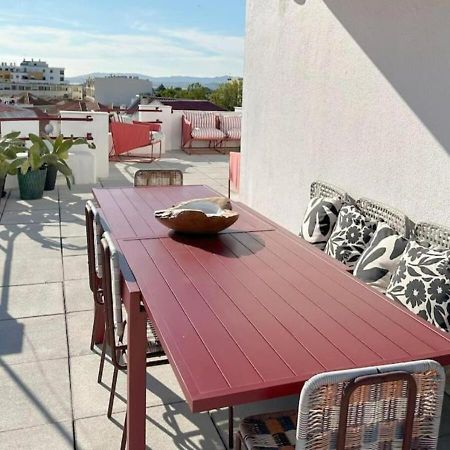 Groovy Caparica Gem With Large Sunny Terrace Apartment Costa da Caparica Bagian luar foto