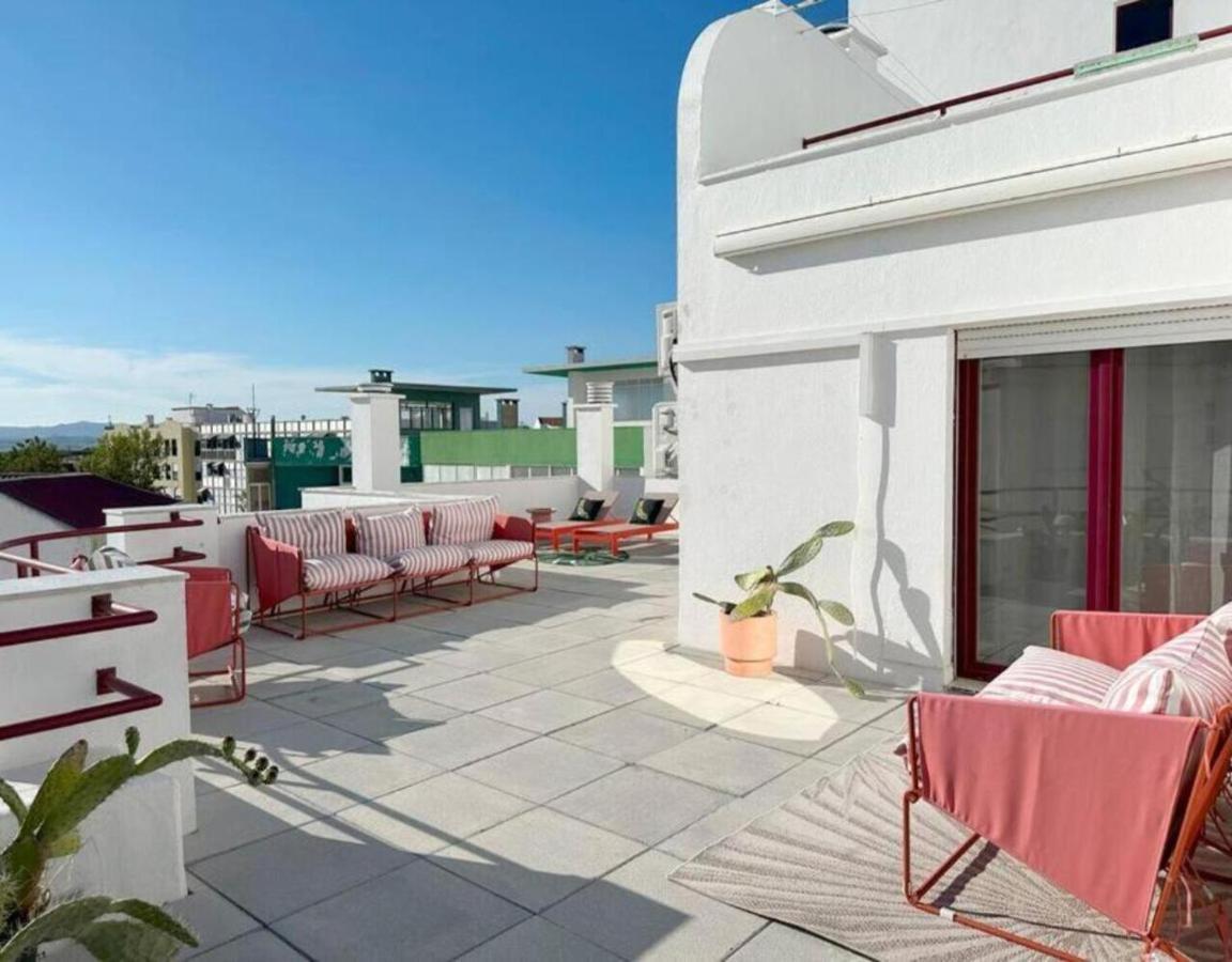Groovy Caparica Gem With Large Sunny Terrace Apartment Costa da Caparica Bagian luar foto